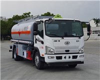 銷往四川成都解放9.9方加油車下線發車